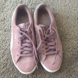 Purple soft foam optimal comfort puma shoes